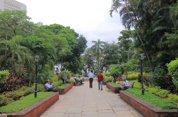 Mumbai Indie Října 2017 Neznámí Lidé Návštěva Horniman Circle Zahrady — Stock fotografie