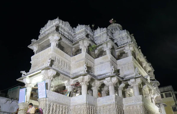 Udaipur India Oktober 2017 Niet Geïdentificeerde Mensen Bezoek Jagdish Tempel — Stockfoto