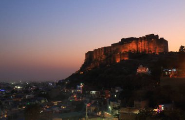 Mehrangarh Fort günbatımı görünümünün Jodhpur Hindistan tarihi mimarisi