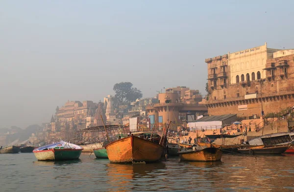 Varanasi Hindistan Ganj Nehri Dağ Geçidi Cityscape — Stok fotoğraf