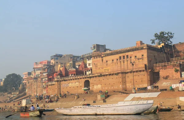 Varanasi Hindistan Kasım 2017 Kimliği Belirsiz Kişi Ziyaret Varanasi Ganj — Stok fotoğraf