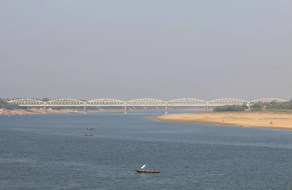 Raj Ghat Puente Paisaje Varanasi India — Foto de Stock