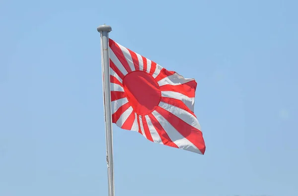 플래그 Kyokujitsuki입니다 Kyokujitsuki는 1870 깃발으로 되었다 — 스톡 사진