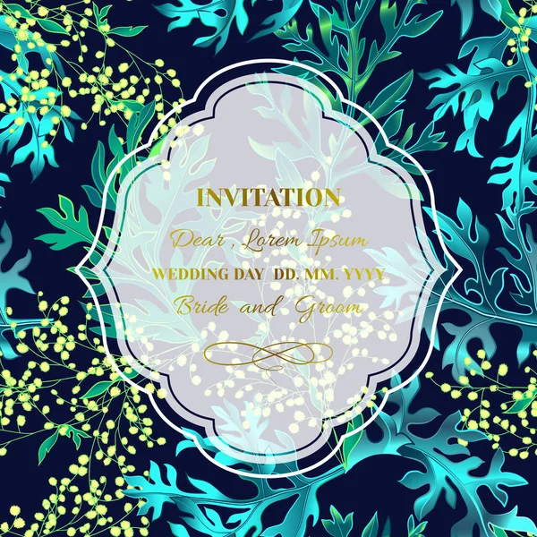 Invitación a la boda sobre colorido fondo floral de hojas tropicales y pequeñas flores . — Archivo Imágenes Vectoriales