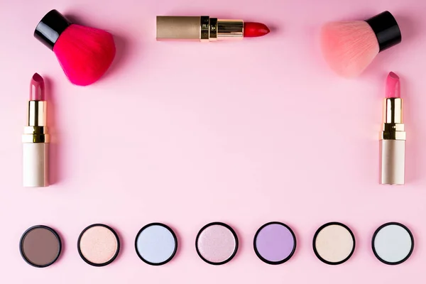 Ram Makeup Och Dekorativ Kosmetika Rosa Bakgrund Platt Lay Mode — Stockfoto