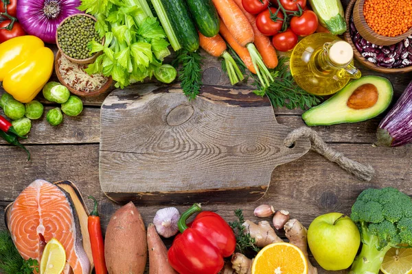 Fondo Alimentario Saludable Verduras Frescas Frutas Frijoles Carne Pescado Sobre —  Fotos de Stock