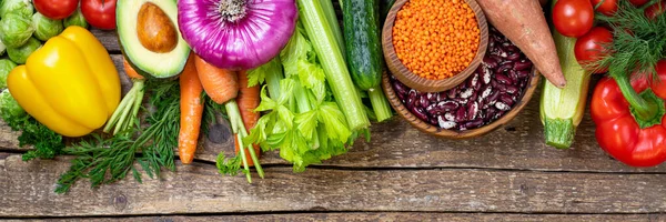 Υγιές Διατροφικό Υπόβαθρο Φρέσκα Λαχανικά Φρούτα Φασόλια Και Φακές Ξύλινο — Φωτογραφία Αρχείου
