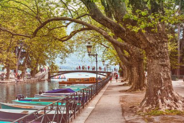 Güzel şehir annency ve aşıklar Köprüsü
