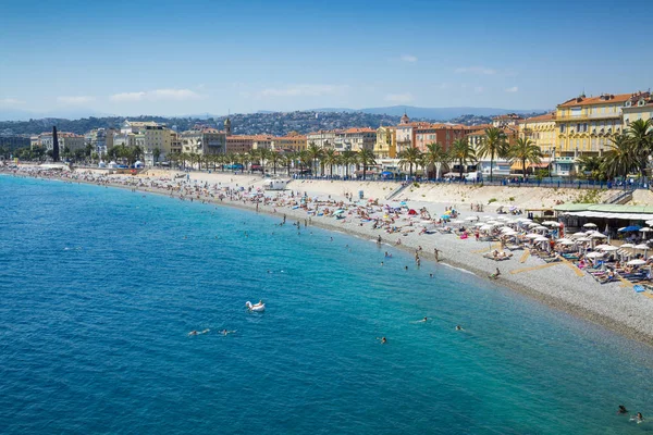 Usługa Azure wody i plaży w Nicei — Zdjęcie stockowe