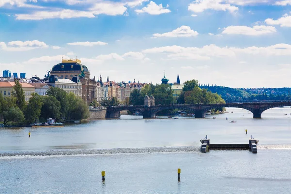 Река Влтава в городе Фюгге, Чехия — стоковое фото