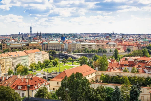 Panorama de Praga cidade velha, República Checa — Fotografia de Stock