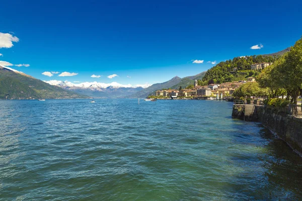 Como Gölü Kıyısında Talya Bellagio Kasabasında — Stok fotoğraf