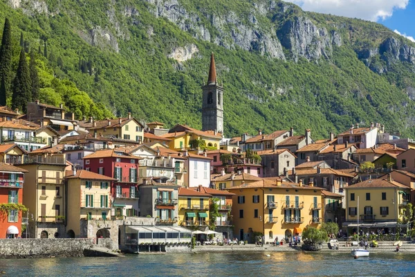 Lago Como Colorido Varenna Cidade Itália — Fotografia de Stock