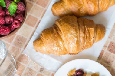 sağlıklı bir kahvaltı.