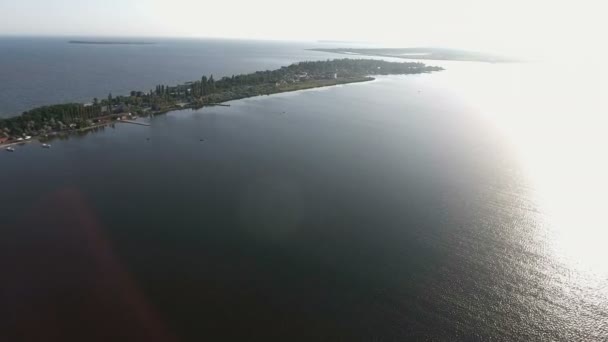 Вид с воздуха на красивое море — стоковое видео