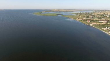 Deniz manzara. Panoramik deniz manzaralı yaz güneşli gün.
