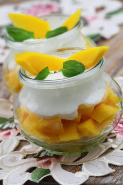 Mango tatlı, tatlı