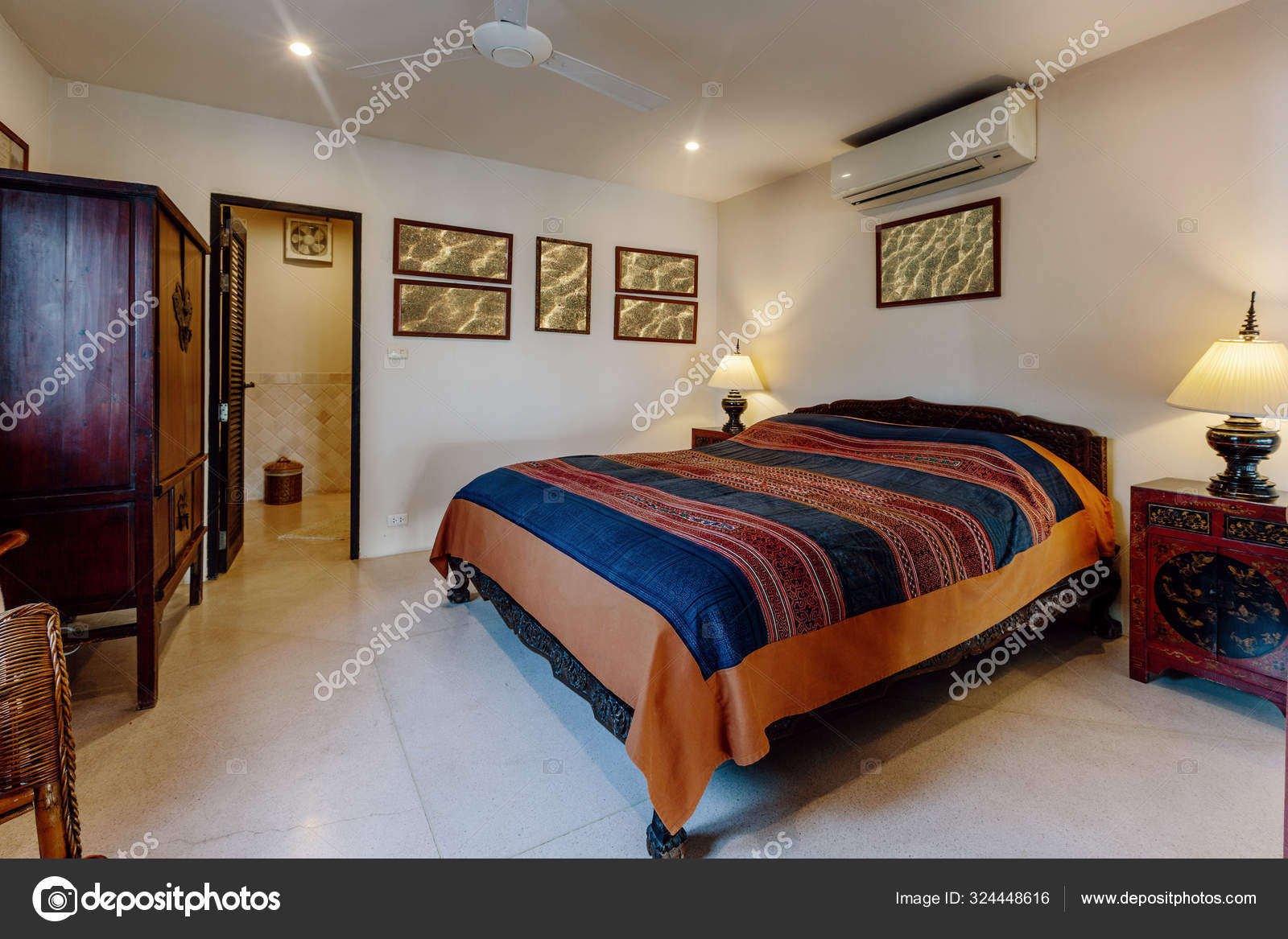 Modernes Schlafzimmer Interieur Luxusvilla Vintage Stil Stockfoto C Annatamila 324448616