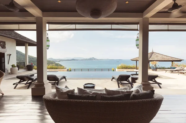 Trópusi Luxus Villa Belső Kilátás Tengerre Veranda — Stock Fotó