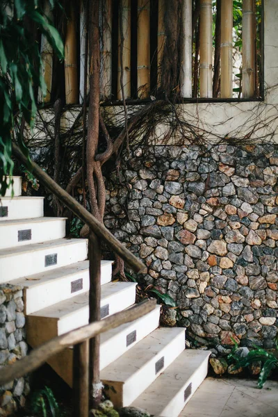 Staircase Steps Old Stile Wooden Door Tropical Luxury Villa — Stock Photo, Image