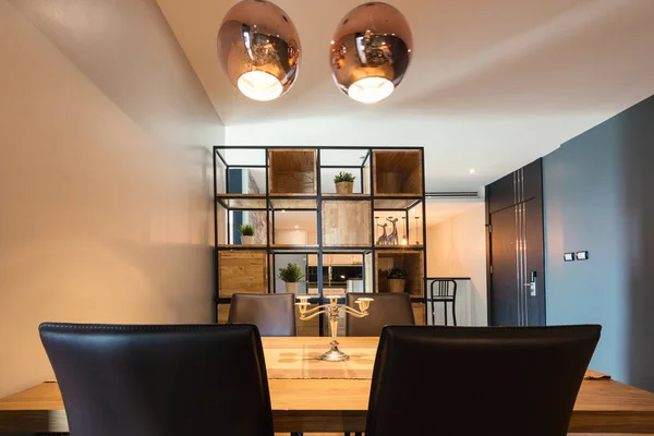 Moderní Kuchyň Jídelní Stůl Interiéru Studia — Stock fotografie