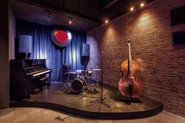 Moderno Bar Jazz Design Interiores Palco Com Piano Preto Violoncelo — Fotografia de Stock