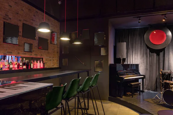 Diseño Interiores Bar Jazz Moderno Escenario Con Piano Negro Lámparas —  Fotos de Stock