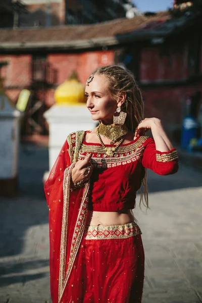 European Woman Wearing Dreadlocks Indian Red Dress — Stock Photo, Image