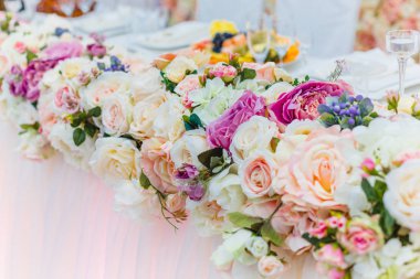 Buket çiçek, düğün dekorasyon, el yapımı.