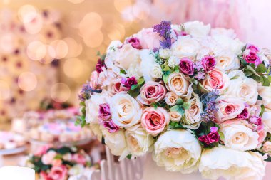 Buket çiçek, düğün dekorasyon, el yapımı.