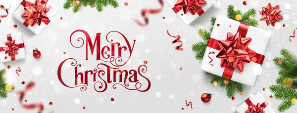 Noel arkaplanda hediye kutuları, köknar dalları, kırmızı kurdele, dekorasyon, ışıltı, konfeti ve bokeh içeren kırmızı Noel ve yeni yıl metinleri. Mutlu noel kartları. Vektör İllüstrasyonu, gerçekçi vektör