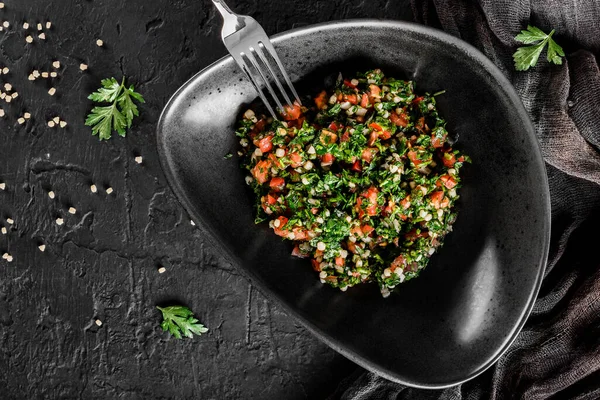 Tabbouleh Salad Bulgur Tomatoes Parsley Green Onion Bell Pepper Plate — Stock Photo, Image