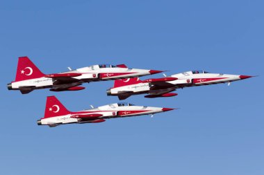 Luqa, Malta 22 Eylül 2017: Northrop (Canadair) Nf-5a-2000 (Cl-226) Türk Hava Kuvvetleri görüntülemek takım Türk yıldızlar için bir alıştırma oturumu Mia2017 için önümüzdeki hafta sonu izinli.