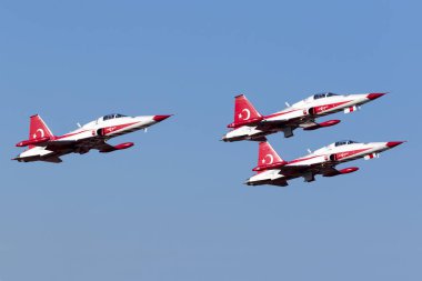 Luqa, Malta 22 Eylül 2017: Northrop (Canadair) Nf-5a-2000 (Cl-226) Türk Hava Kuvvetleri görüntülemek takım Türk yıldızlar için bir alıştırma oturumu Mia2017 için önümüzdeki hafta sonu izinli.