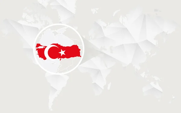 Turkiet karta med flagga i kontur på vita polygonal världskarta. — Stock vektor
