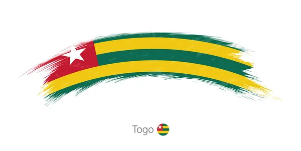 Bandiera del Togo in pennellata grunge arrotondata . — Vettoriale Stock