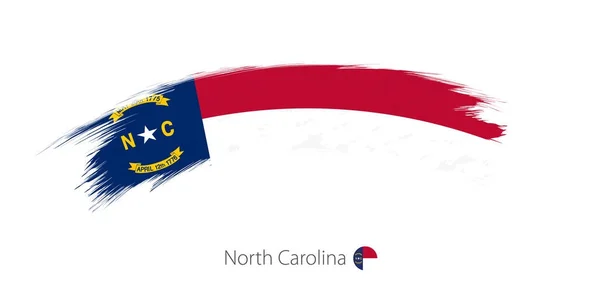 Bandera de Carolina del Norte en pincelada grunge redondeada . — Archivo Imágenes Vectoriales