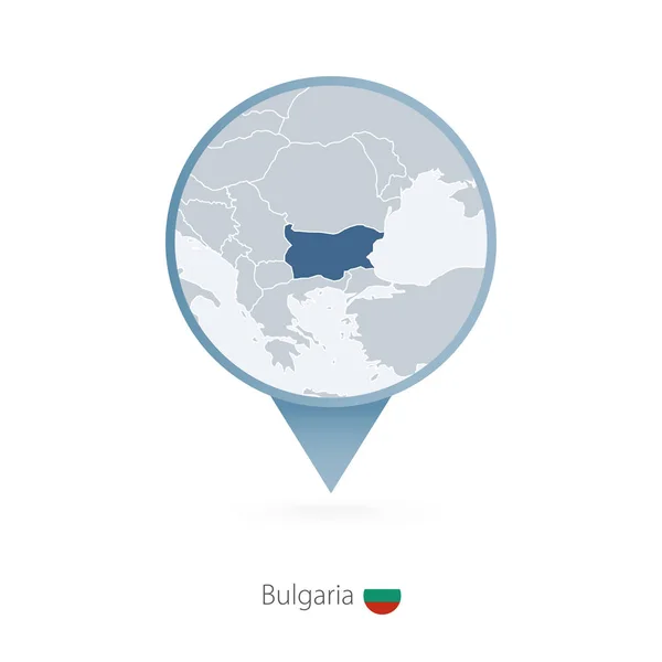 Pino de mapa com mapa detalhado da Bulgária e países vizinhos . — Vetor de Stock