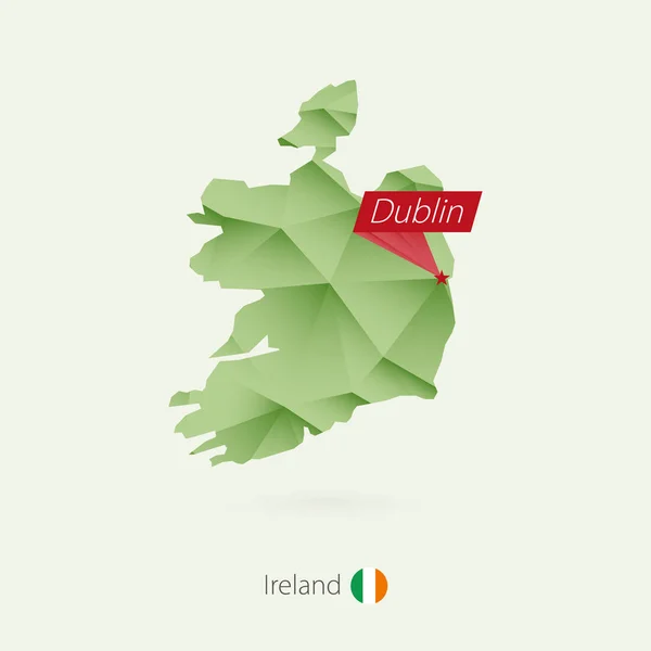 Gröna gradient låg poly karta över Irland med huvudstaden Dublin — Stock vektor