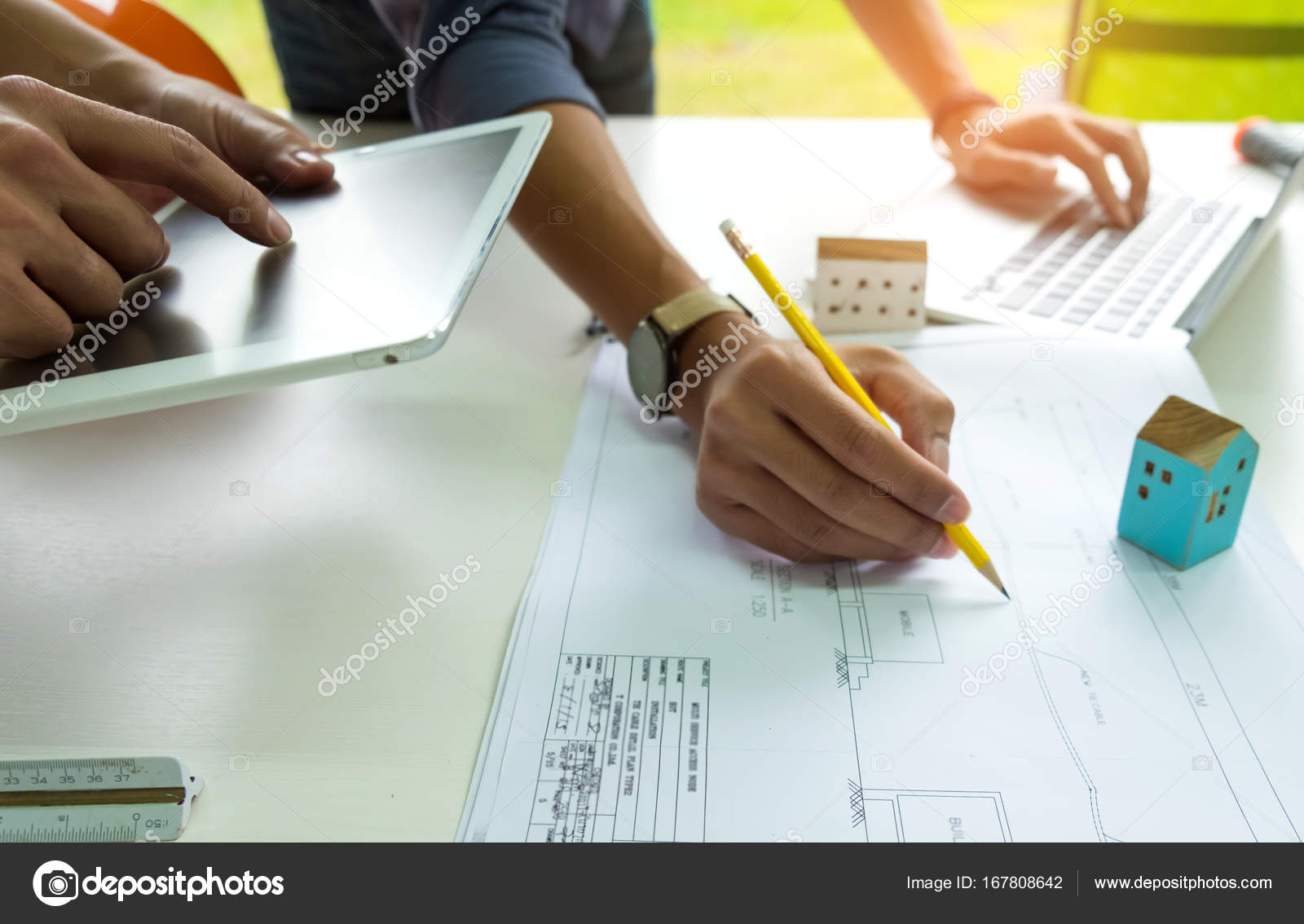 Engineers Are Designing Housesengineers Are Using A Home