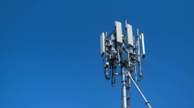 Anten. Yeni 5 nesillik telefon sistemi..