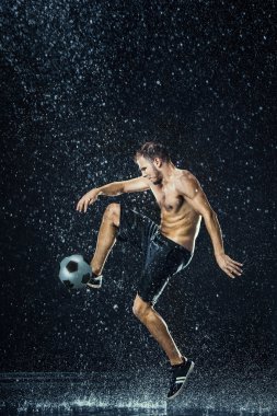 Futbolcu su damlaları