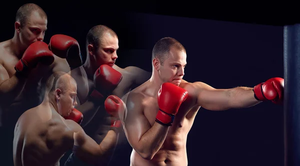 Boxeador jovem boxe — Fotografia de Stock