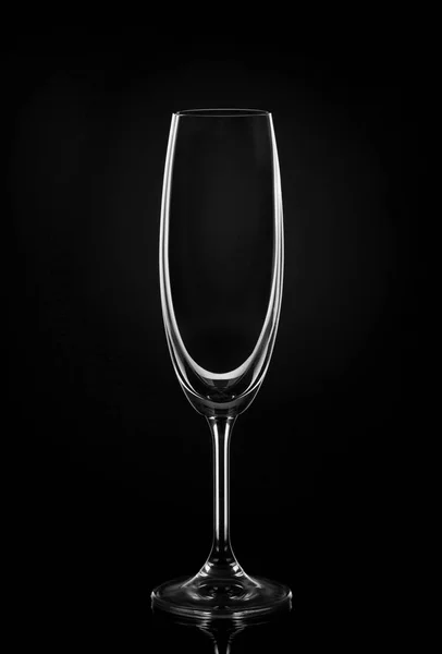 濃い赤の空ワイン グラス — ストック写真