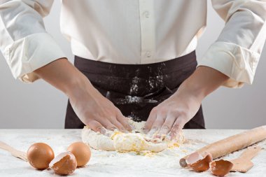 Ellerin hamuru yoğurdu.