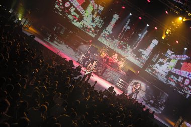 Dnipropetrovsk, Ukrayna - 31 Ekim 2012: Akrepler rock grubu