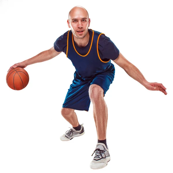 Retrato de comprimento total de um jogador de basquete com bola — Fotografia de Stock