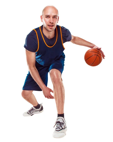 Full längd porträtt av en basketspelare med boll — Stockfoto