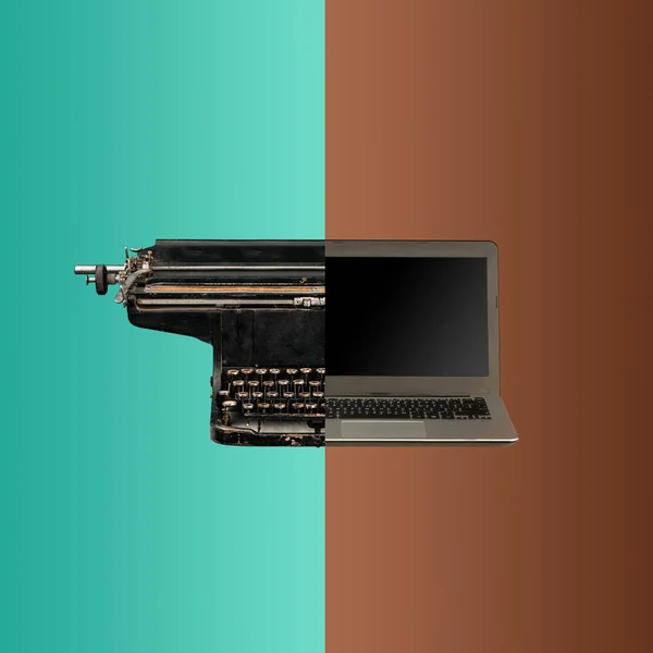 Very old fashion typewriter and laptop — Stock Photo, Image