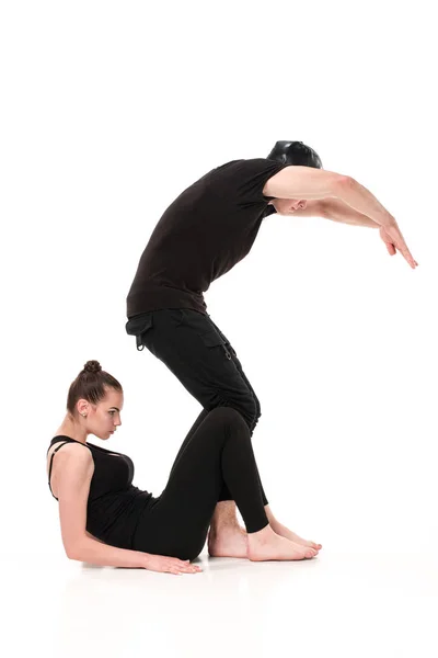 La lettre S formée par les corps de gymnaste — Photo